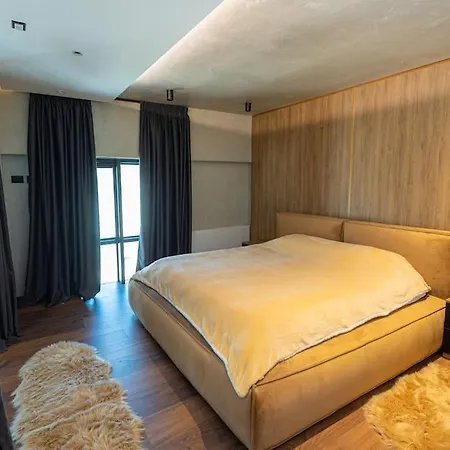 Apartment Cactus Costal: Pool Table And Sauna Loft